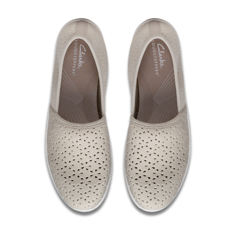 clarks breeze emily lt taupe